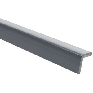 Anthrazitfarbene Winkelleiste, 31x31 mm, 2,5 m lang, für Fenster und Ecken.