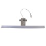 Schlanke, verchromte 41cm LED Spiegelleuchte Sandro für Bad und Wandmontage, warmweißes Licht, IP44.