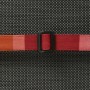 Detailaufnahme: Rot karierte Beautissu Niederlehner Auflage (100x50x6cm) mit Befestigung.