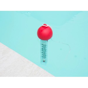 Schwimmendes Steinbach Poolthermometer mit rotem Kugelkopf im Wasser.