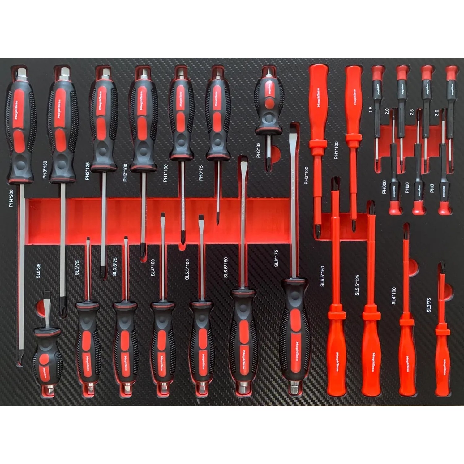 Schublade des Mephisto Werkzeugwagens mit Schraubendreher-Set, rot/schwarz sortiert.