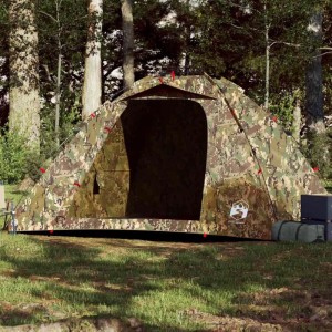 Tarnfarbenes vidaXL Angelzelt für 4 Personen im Wald. Quick Release Campingzelt mit offenem Eingang auf Gras.