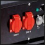 Zwei rote 230V Steckdosen mit Klappdeckeln am Bedienfeld des Einhell Stromerzeugers.