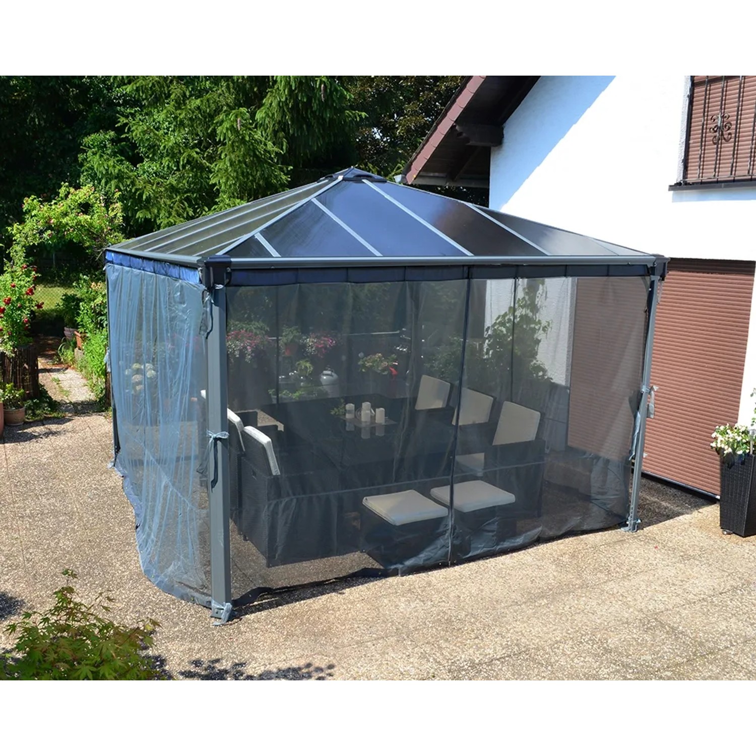 Anthrazitfarbenes Insektenschutznetz für Palram Canopia Pavillon, schützt vor Mücken.
