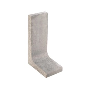 Grauer unbewehrter L-Stein aus Beton für Beeteinfassungen und Böschungsbefestigungen im Garten.