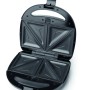 Offener, schwarzer Westfalia 3-in-1 Tischgrill mit Sandwichplatten.