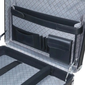 Offener HMF Aktenkoffer, schwarz, mit Kunstleder-Fächern im Deckel für Dokumente, Stifte. Gepolstertes Laptopfach.