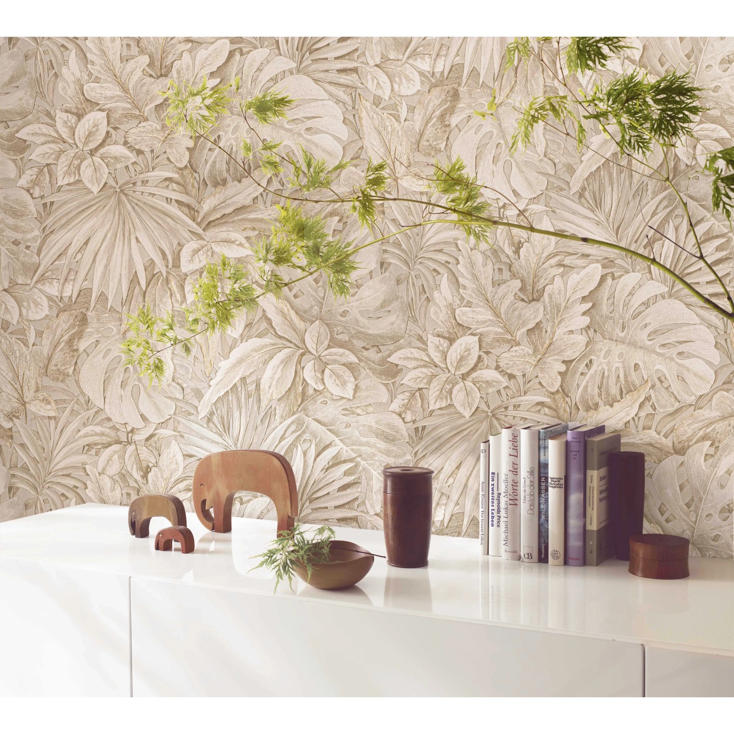 Beige Marburg Vliestapete Botanica Floral mit Blätter-Motiv.