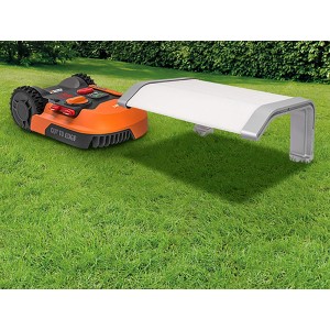 Worx Garage WA0194 für Landroid Mähroboter im Garten.