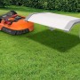 Worx Garage WA0194 für Landroid Mähroboter im Garten.