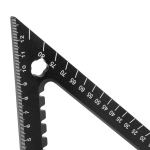 STAHLWERK Winkeldreieck aus Aluminium mit Anschlag und Markiernadel für präzises Messen.