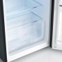 Innenansicht: Severin Tischkühlschrank RKS 8833 Creme mit Glasablagen und Gemüsefach.