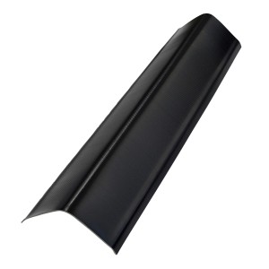 Schwarzer Gutta Giebelwinkel Guttanit+ für Bitumenbedachung, 105x17x17 cm.