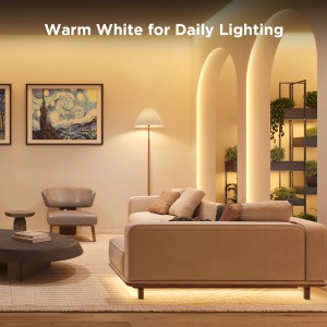Govee LED-Leuchtband 3m im Wohnzimmer mit warmweisem Licht unter Sofa und in Nischen.