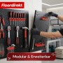 Floordirekt Werkzeugwand Parker Set mit Werkzeugen an schwarzer Lochwand mit roten Haltern.