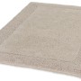 Beiger Schöner Wohnen Badteppich Bahamas, 67x110 cm, mit Bordüre. Flauschiger Badvorleger für mehr Komfort im Badezimmer.