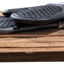 Wenko Topfhandschuhe Ada 2er-Set, schwarz/grau, mit Silikon-Handflächen für sicheren Grill- und Ofengebrauch.
