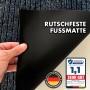 Anthrazitfarbene KARAT Schmutzfangmatte Dura, rutschfeste Türmatte, Detailansicht.