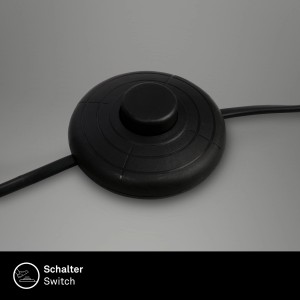 Detailaufnahme des schwarzen Kabelschalters der Brilo Stehleuchte.