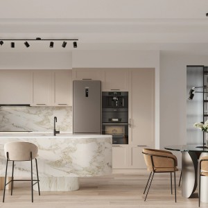 Schwarzer Sollux Lighting Kronleuchter Lemmi 6 im modernen Küchenambiente.