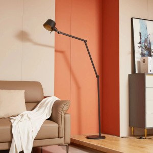 Moderne, schwarze Lucande Stehlampe Silka aus Metall für das Arbeitszimmer.