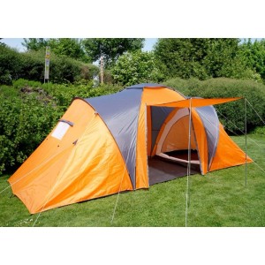 Orange-graues MCW Campingzelt Loksa für 4 Personen mit Vordach auf grünem Rasen. Ideal für Camping & Zubehör.