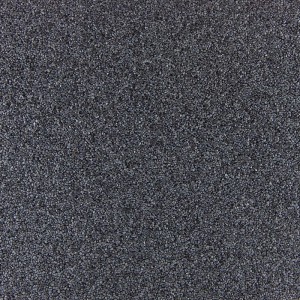 Terralith Kompaktboden Wand Metallic Schwarz. Nahaufnahme von strukturiertem Marmorkies-Wandbelag.