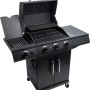 Schwarzer Char-Broil Gasgrill Performance Power Edition 3 mit 3 Brennern und Wetterschutzhaube.