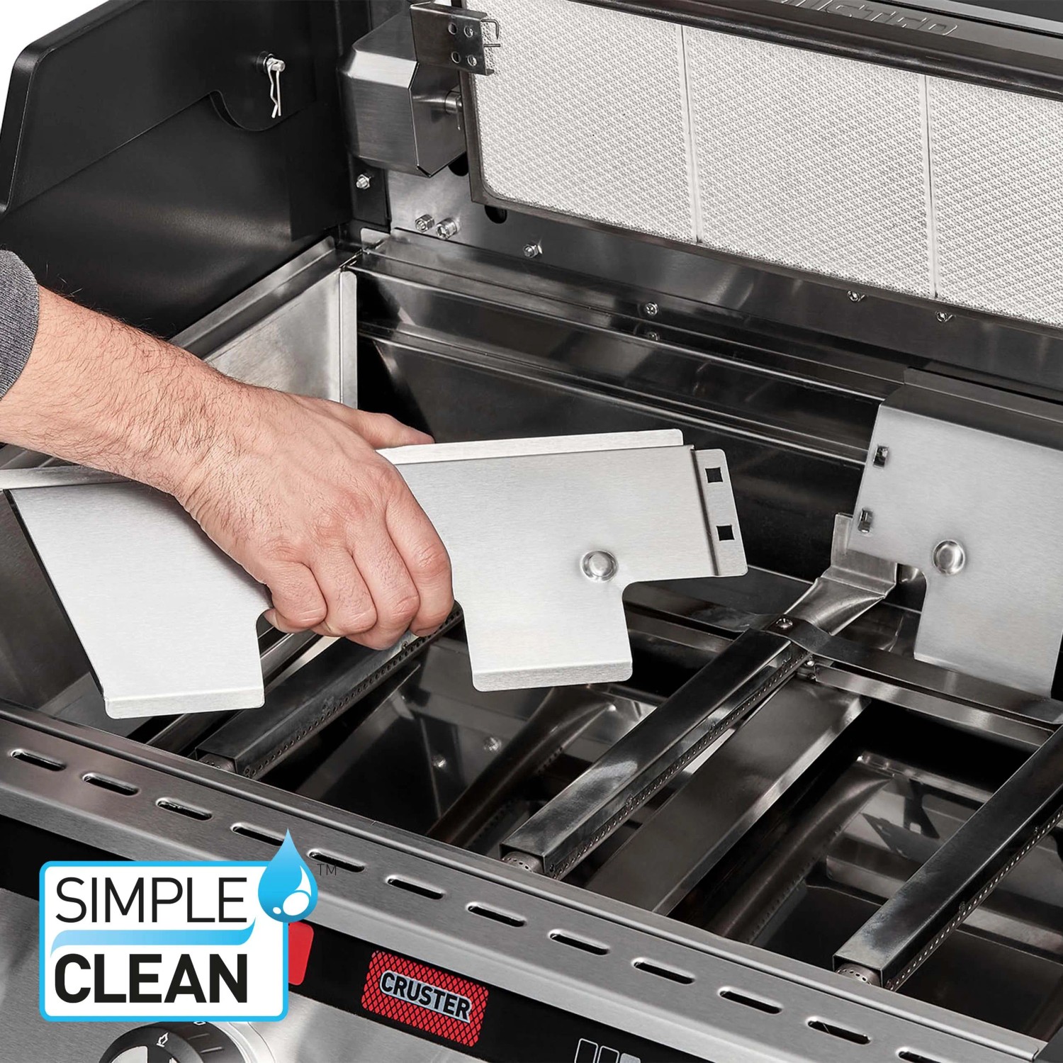 Detailaufnahme: Enders Gasgrill Uniq 4 IK Cruster mit Simple Clean System in Aktion.