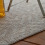 Detailansicht: Taupefarbener Obsession Teppich Nordic 872, geeignet für Innen- und Außenbereiche.