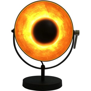 Globo Tischleuchte XIRENA in Chrom und Schwarz mit goldenem Lampenschirm.