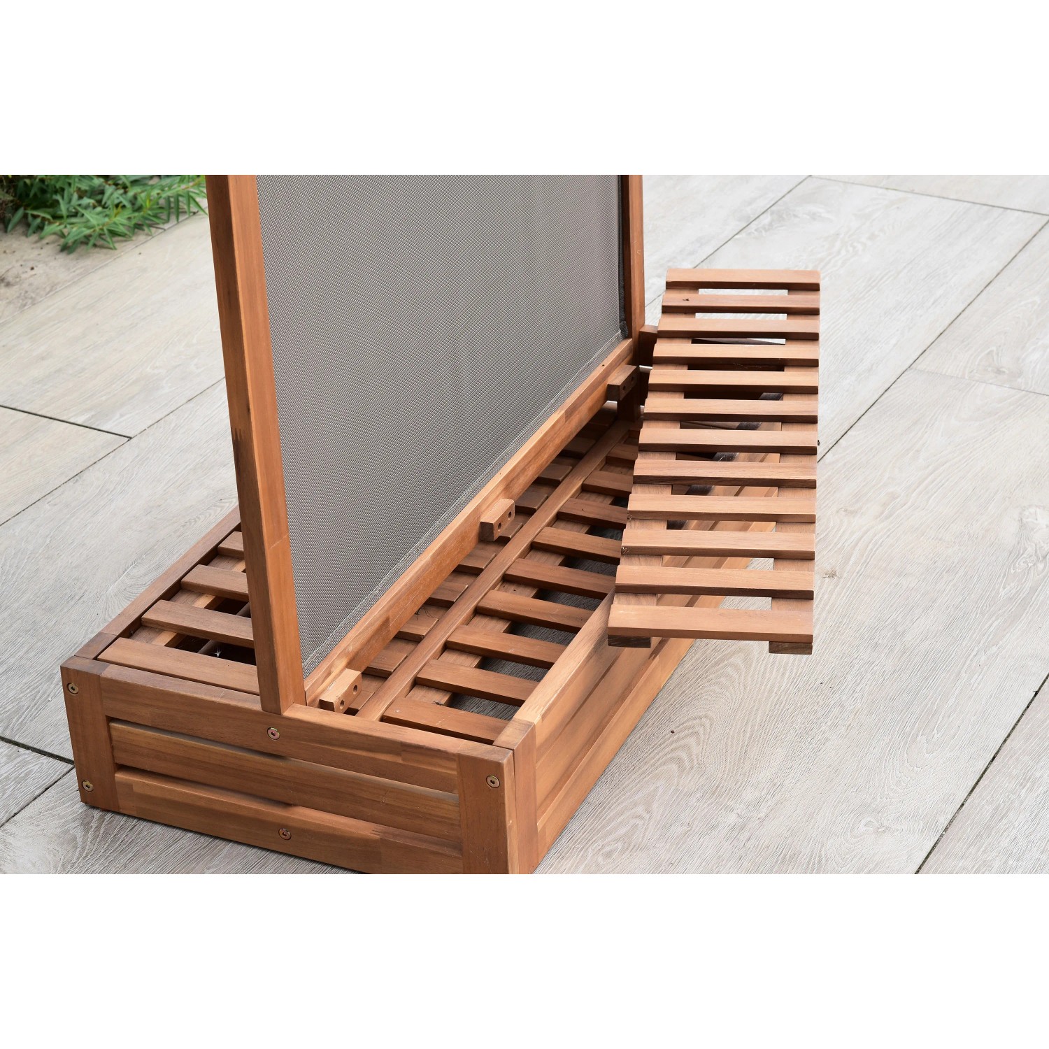 Merxx Sichtschutz aus Akazie mit Textilbespannung und Pflanzkasten, Rankhilfe für Garten und Balkon.