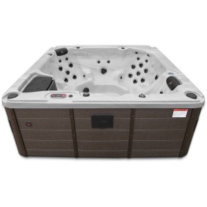 Canadian Spa Whirlpool ThunderBay, fester Whirlpool für 6 Personen mit 44 Düsen und Abdeckung.