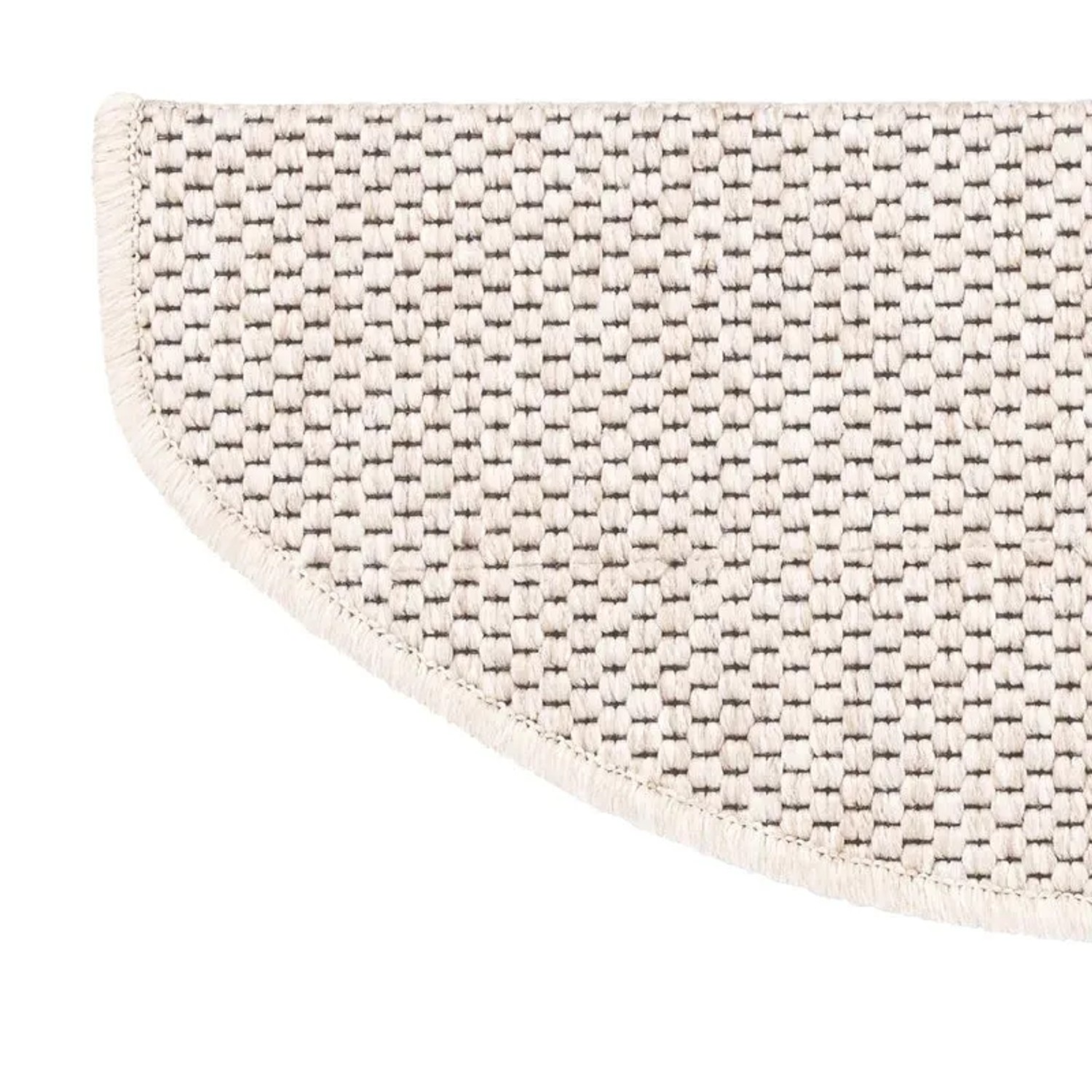 Halbrunde KARAT Stufenmatte Kalkutta in Creme mit Sisaloptik, 23,5x65 cm.