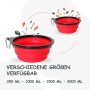 Roter, faltbarer Reisenapf für Hunde mit Karabiner in verschiedenen Größen.