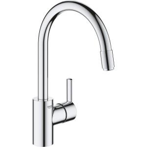 Glänzende Grohe QuickFix Feel Spültischarmatur mit hohem, schwenkbarem Auslauf.