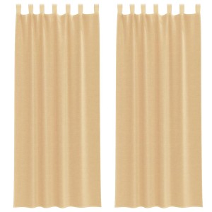 Zwei sandfarbene Voile Vorhänge mit Schlaufenaufhängung für Fenster.