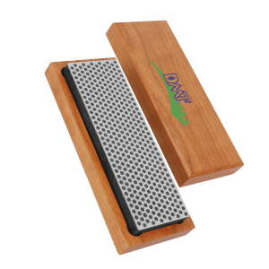 DMT Diamant Schleifstein extragrob in Holzbox, 6 Zoll. Ideal zum Schärfen von Werkzeugen und Messern.