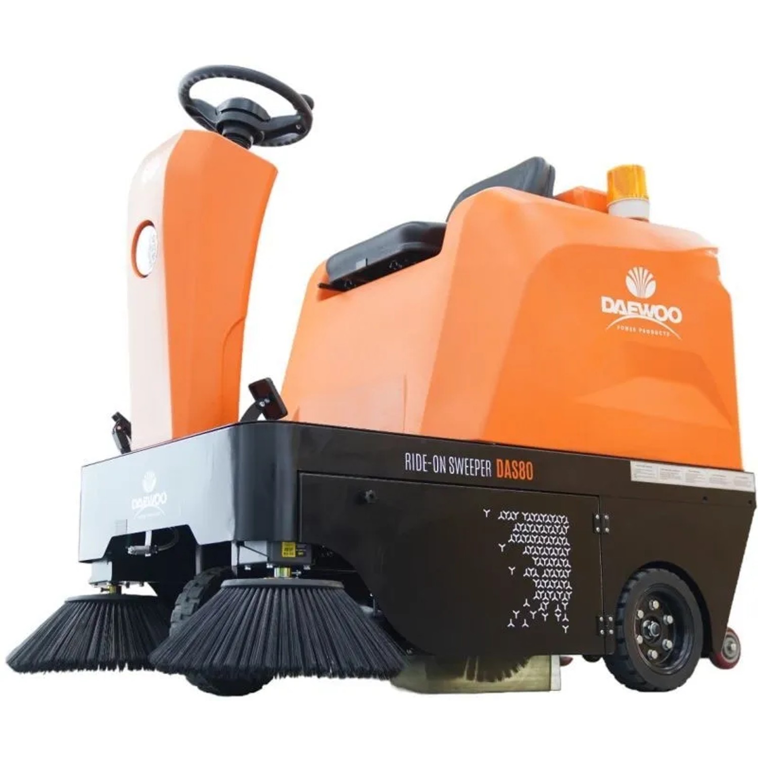 Orange-schwarze DeTec. Aufsitz Kehrmaschine DAEWOO DAS80 mit Lenkrad, Sitz und Seitenbürsten für große Flächen.