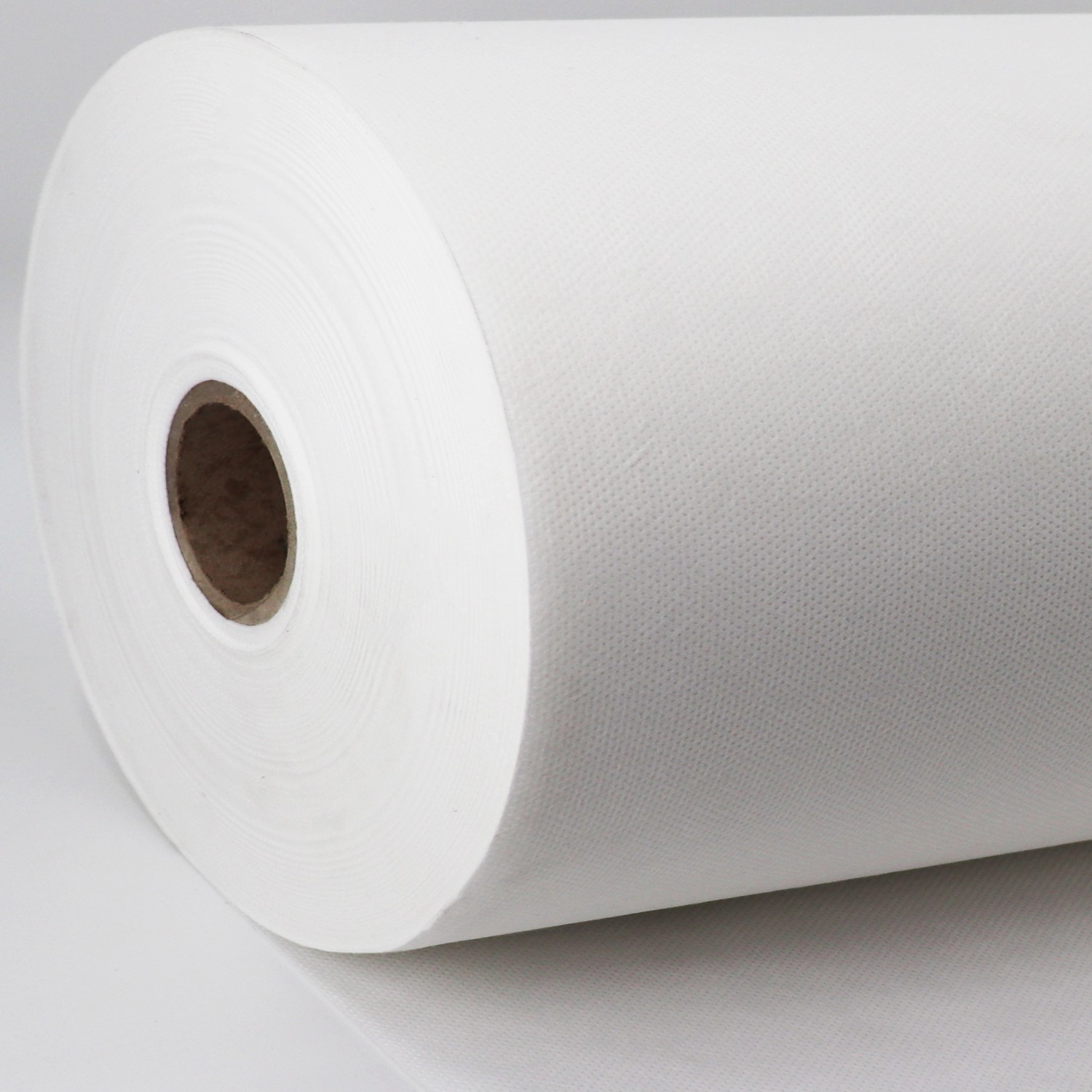 Rolle weißes Aquagart Gartenvlies 150g/m², 2m breit, zur Unkrautbekämpfung im Garten.