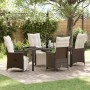 Braune vidaXL Garten Essgruppe mit 4 Stühlen, Tisch und Kissen aus Poly Rattan.