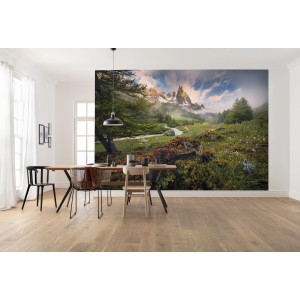 Vlies Fototapete The Last Paradise mit Berglandschaft im Esszimmer.