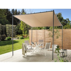 Beliani Garten-Pergola VIMINO in Taupe mit Stahlrahmen auf Terrasse. Markise spendet Schatten.