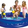 Blaues Happy People Planschbecken Galaxy (155 cm) mit spielenden Kindern und Erwachsenen.