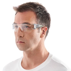3M SecureFit 400 Schutzbrille mit klarer Polycarbonat-Scheibe und grün-grauen Bügeln.