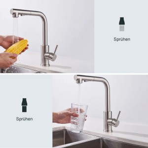 Moderne Edelstahl Küchenarmatur mit Einhebelmischer und ausziehbarer Brause. Zeigt Spray- & Strahlfunktion am Waschbecken.