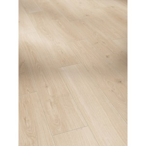 Laminatbodenmuster Classic 1050 Eiche Studioline, geschliffene Landhausdiele.
