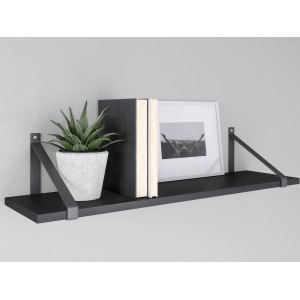 Schwarzes MDF-Wandregal Oldham mit Deko-Elementen. Modernes Design für Regale & Regalböden.