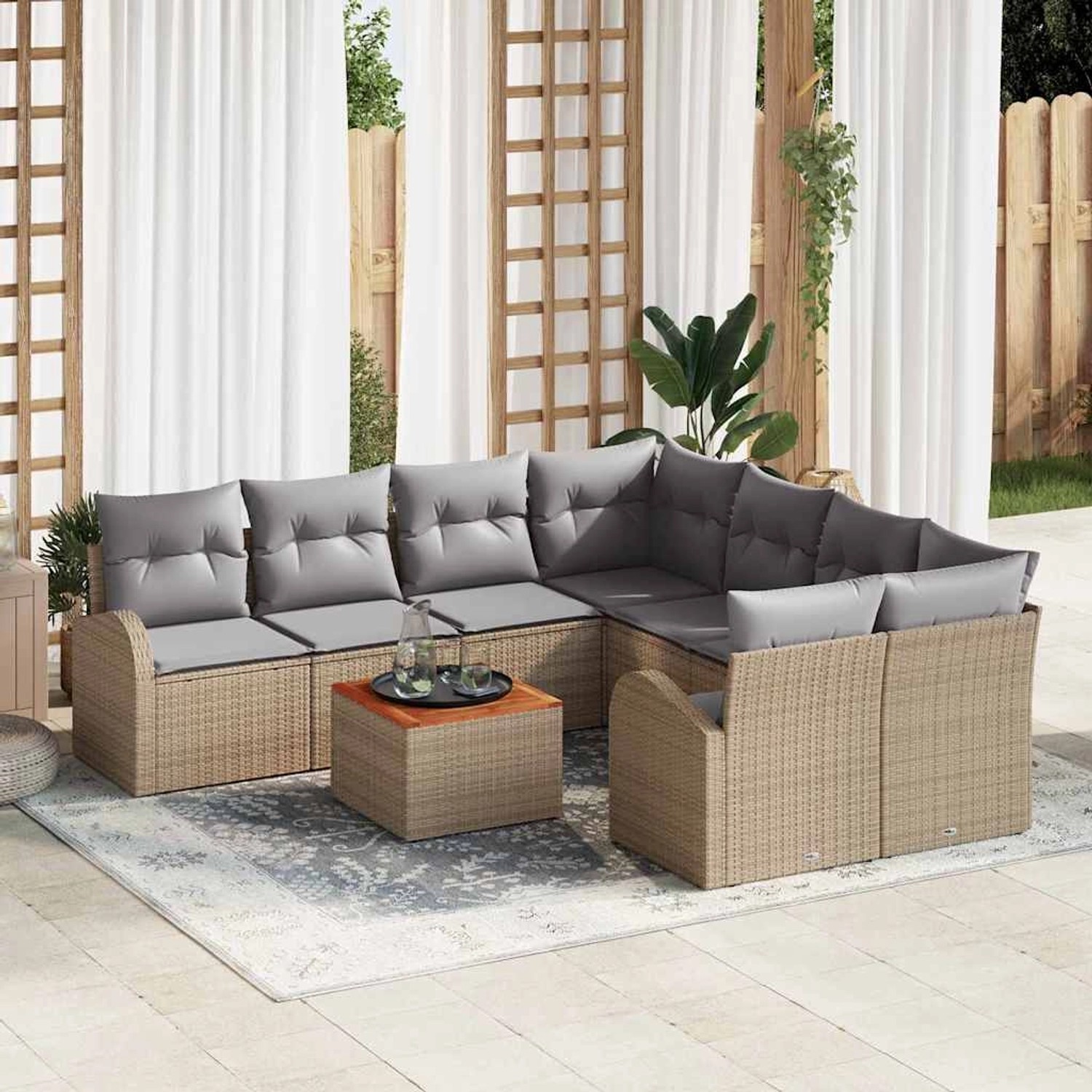 Beige-hellgraues 9-teiliges vidaXL Garten-Sofa-Set aus Rattan mit Tisch und grauen Polstern.