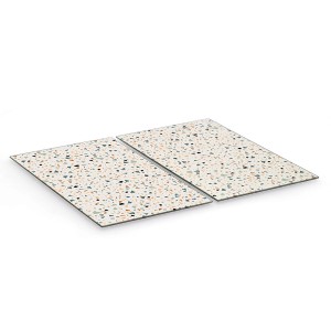 Zweiteiliges Herdabdeckplatten-Set im Terrazzo-Design. Küchenhelfer zum Schneiden und als Herdschutz.